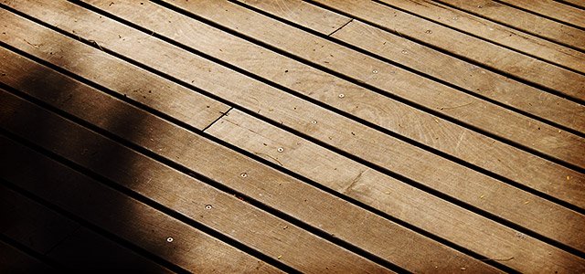 Should you Stain Your Deck, or Paint It?