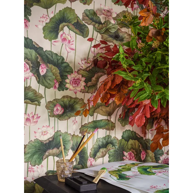 Lily Lotus Wallpaper - Pink | Cole & Son